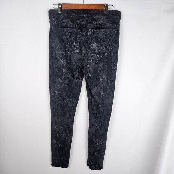 Spanx Large Acid Wash Dark Gray, Black Marble Seamless Jeggings - Picture 5 of 12